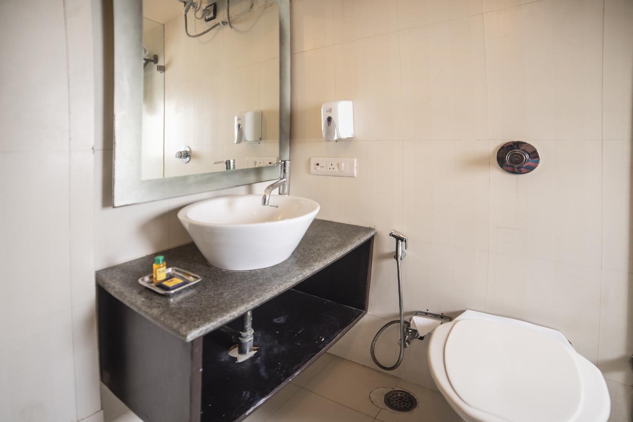 Fabhotel Anutham Saket 3* New Delhi